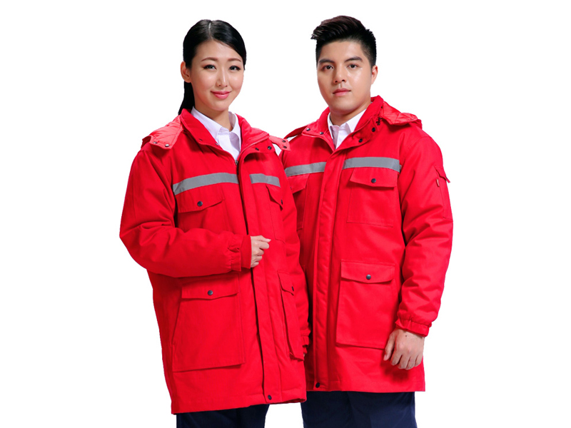 http://m.d33450.com 紅色工作服沖鋒衣展示